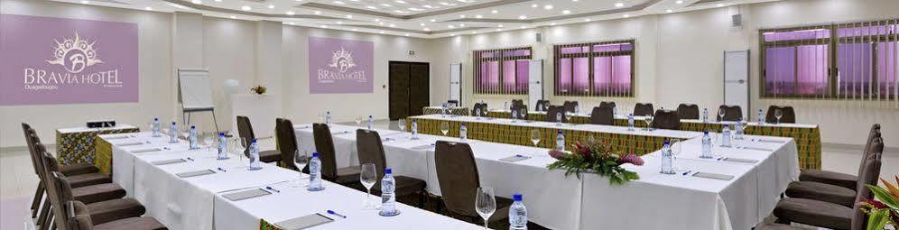 Bravia Hotel Уагадугу Экстерьер фото