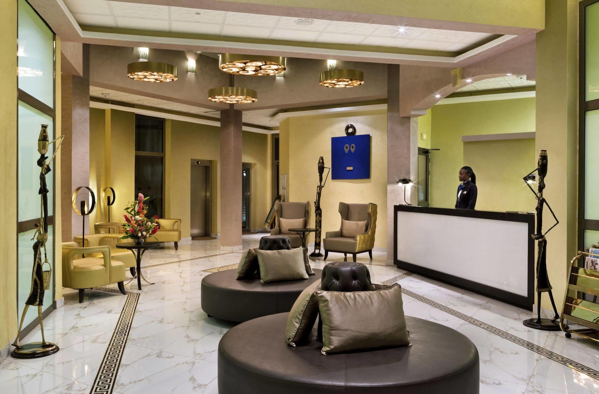 Bravia Hotel Уагадугу Экстерьер фото
